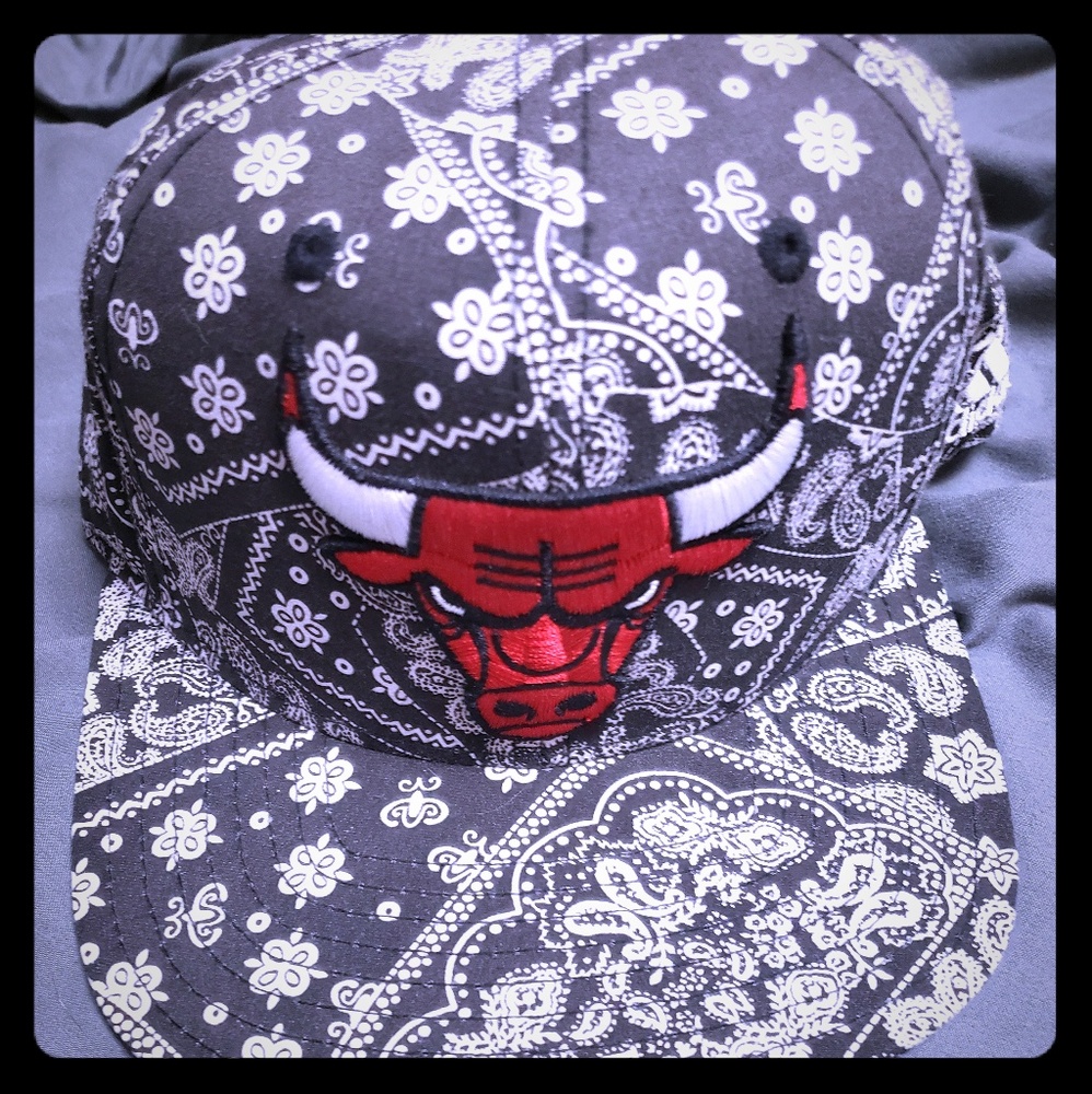 Chicago bulls Adidas paisley print snapback